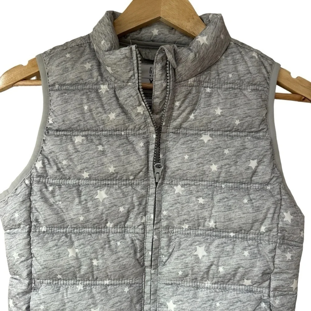 GAP Kids Silver Gray Puffer Vest with White Stars, XL, 12